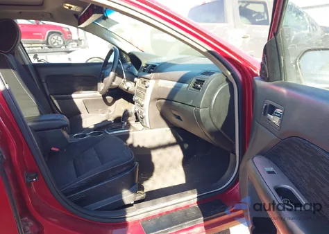 2012 Ford Fusion Se z USA, uszkodzony, nr VIN 3FAHP0HGXCR259749